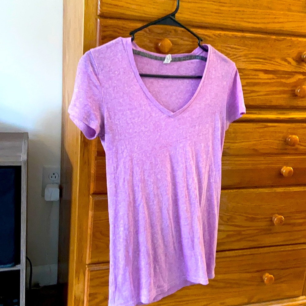 Sm Under Armour t-shirt